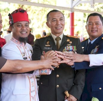 Gubernur Andi Sudirman Pimpin Upacara Harlah Pancasila 2023