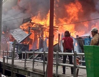 Puluhan Ruko di Asmat Hangus Dilalap Api, Polisi Selidiki Penyebabnya