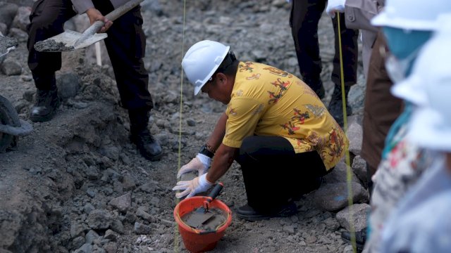 Peletakan Batu Pertama Pembangunan Mapolres Soppeng, Kamis (08/06/2023). (Istimewa)