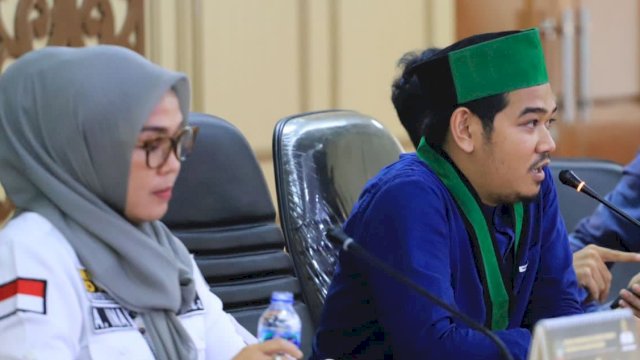 Ketua Umum Badko HMI Sulselbar Andi Iqram Rifqi, bersama Ketua DPRD Sulsel Andi Ina Kartika Sari. (Istimewa)