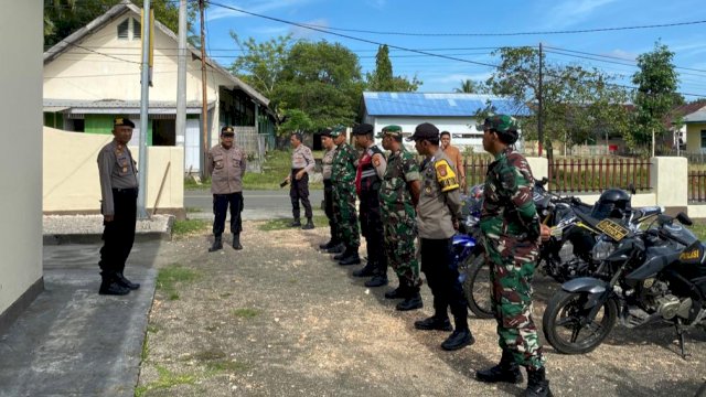 Antisipasi Gangguan Kamtibmas Jelang Pemilu 2024 di Selayar, TNI &#8211; Polri Gelar Patroli Sambang Desa