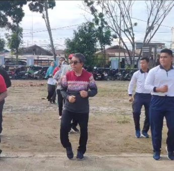 GERMAS, Bupati Kutim Ajak Masyarakat Rutin Olahraga dan Konsumsi Buah