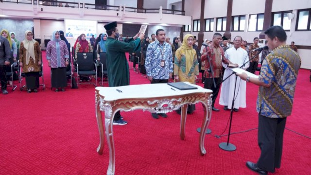 Andi Darmawan Lantik 44 Pejabat Fungsional Lingkup Pemprov Sulsel