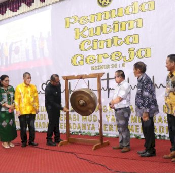 Dihadiri Ribuan Peserta, Wabup Kutim Buka Pekan Pemuda Gereja Kemah Injil Indonesia