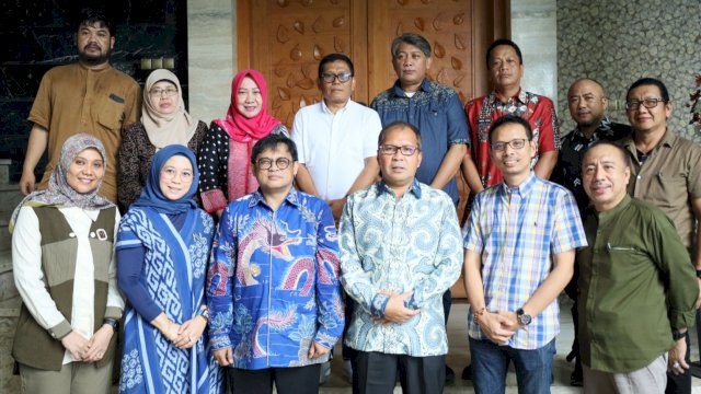 Wali Kota Makassar, Moh Ramdhan Pomanto saat menerima audiensi perwakilan HPBI di kediamannya di Jl Amirullah, Jumat (2/6/2023). (Foto: Istimewa)