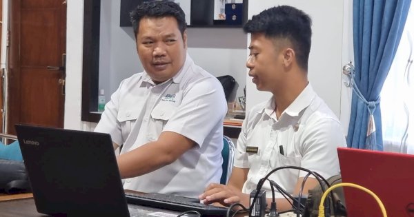 Direktur PAM Tirta Karajae Pemkot Parepare Ajak Karyawan Aktivasi KTP Digital