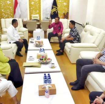 Kanwil Kemenkumham Sulsel dan Pengwil INI Bahasa Pembinaan dan Pengawasan Notaris