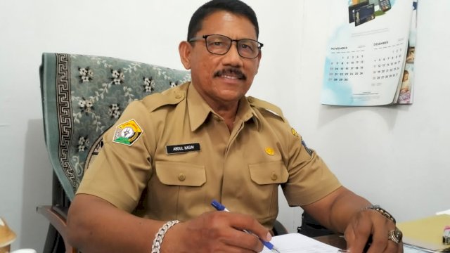 Plt Kepala Dinas Pendidikan dan Kebudayaan Wakatobi, Abdul Kasim. (Istimewa)