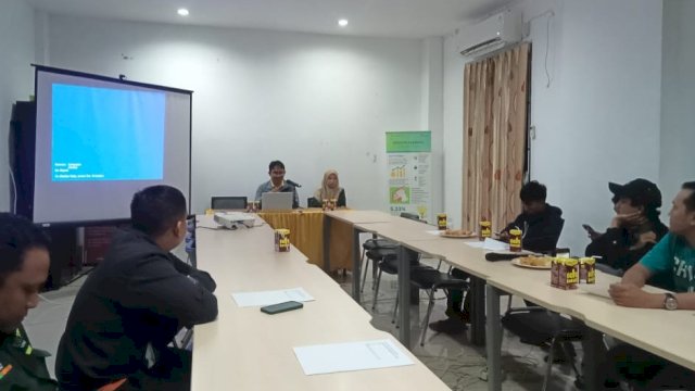 Kepala BPS Sinjai, Arif Miftahudin, saat menggelar Jumpa Pers soal data Gereja Protestan yang mencapai 125 tempat ibadah. (Istimewa)