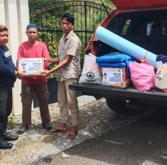 Gubernur Andi Sudirman Gerak Cepat Bantu Warga yang Rumahnya Tertimpa Pohon di Parepare