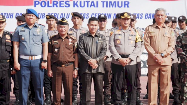 Apel Gelar Pasukan Operasi Patuh Mahakam 2023 d Lapangan Mapolres Kutim, Bukit Pelangi, Senin (10/07/2023). (Istimewa)