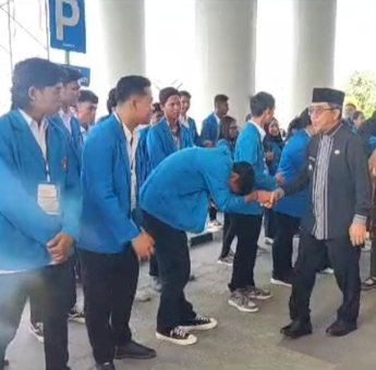Lepas 90 Mahasiswa KKN STIPER Kutim, Ini Pesan Bupati Ardiansyah