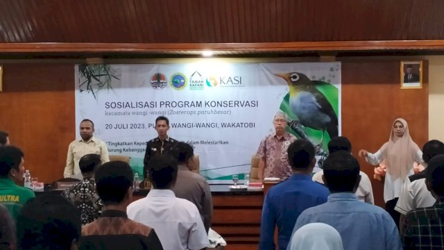 Sosialisasi Program Konservasi Burung Kacamata Wangi-wangi (Zosterops paruh besar), Jumat (21/07/2023). (Foto: Gayus Irawadi / Republiknews.co.id)