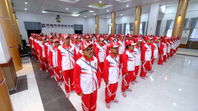 Ratusan guru dari berbagai jenjang pendidikan di Kabupaten Gowa siap bertanding dalam ajang Porseni Tingkat Provinsi Sulawesi Selatan, di Kabupaten Soppeng. (Dok. Humas Gowa)