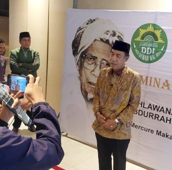 Ketua Komisi VIII DPR RI Apresiasi Warga DDI Usulkan Anregurutta AGH Ambo Dalle Jadi Pahlawan