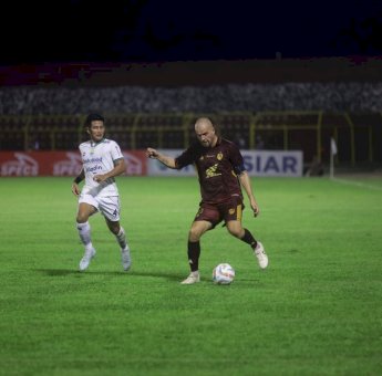 Tampil Impresif, PSM Tumbangkan Persib Bandung 4-2