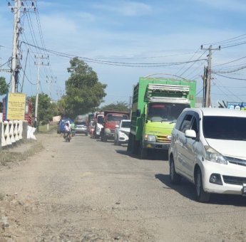 Pemprov Sulsel Pastikan Jalan Poros Sidrap-Soppeng Segera Dikerjakan