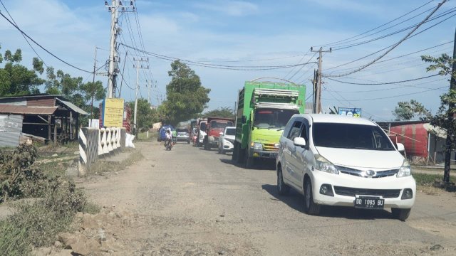 Pemprov Sulsel Pastikan Jalan Poros Sidrap-Soppeng Segera Dikerjakan