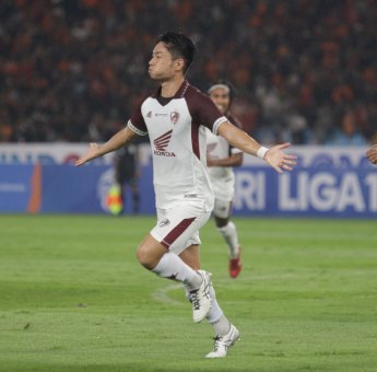 Imbang, Pelatih PSM Kritik Wasit dan Puji Amunisi Lokal Persija