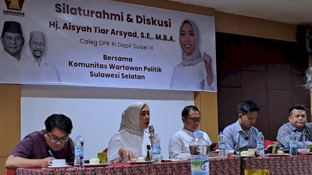 Suasana diskusi dan kegiatan silaturahmi Aisyah Tiar Arsyad dengan Komunitas Wartawan Politik Sulsel di Hotel Swiss-Belinn Panakkukang, Makassar, Kamis (6/7/2023). (Foto: Istimewa)