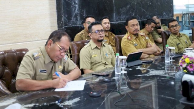 Wali Kota Makassar, Moh Ramdhan Pomanto mengikuti Rapat Koordinasi Pengendalian Inflasi secara virtual, Senin (29/5/2023). (Foto: Istimewa)