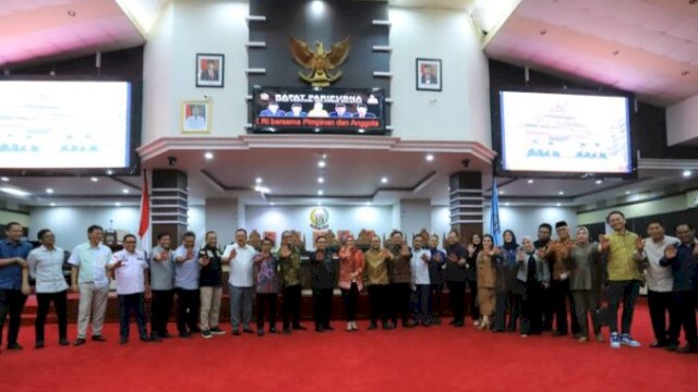Pimpinan KPK RI melakukan kunjungan ke DPRD Sulsel dalam rangka kegiatan pencegahan korupsi terintegrasi tahun 2023 pada Rabu (12/7/2023). (Foto: Istimewa)