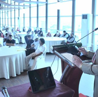 Apiaty Amin Syam Minta Sanksi Tegas Pembuang Sampah Sembarangan di Makassar