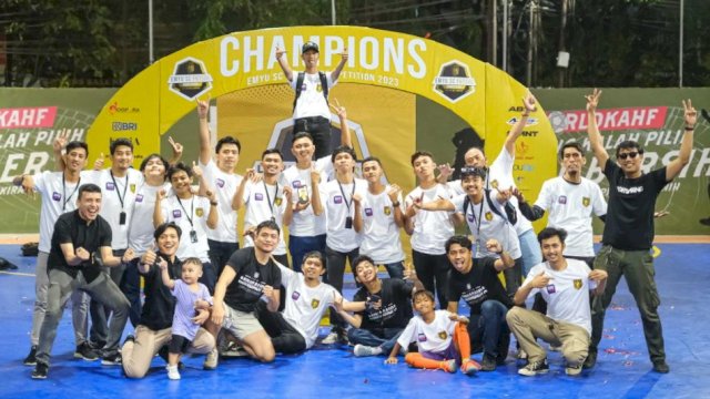 Kumpulan anak muda Minasa Upa yang tergabung dalam Emyu SC sukses menyelenggarakan turnamen futsal bertajuk 'Emyu SC Futsal Competition 2023'. (Foto: Istimewa)
