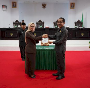 Pemda dan DPRD Luwu Utara Setujui Laporan Badan Anggaran TA 2022