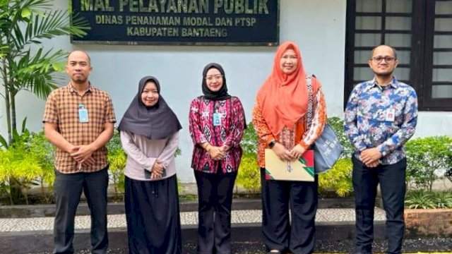 Tim Kanwil Kemenkumham Sulawesi Selatan melakukan kunjungan kerja ke MPP khususnya pada jajaran DPM-PTSP Kabupaten Bantaeng, kemarin. (Dok. Kanwil Kemenkumham Sulsel)