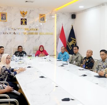 Kakanwil dan Pimpinan Tinggi Kemenkumham Sulsel Hadiri Pembukaan Temu Bisnis Tahap VI Lewat Virtual