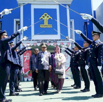 Memasuki Purnabakti, Kadiv Pemasyarakatan Suprapto Dilepas Pegawai Kemenkumham Sulsel Dengan Khidmat