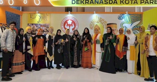 Baju Karya Erna Taufan Dipamerkan di Hadapan Saudagar Muslim se-Indonesia