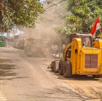 Dinas PUPR Pemkot Parepare Benahi Jalan di Wilayah Tonrangeng