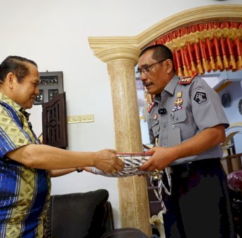 Liberti Sitinjak Perkuat Silaturahmi Dengan Mantan Kakanwil Kemenkumham Sulsel