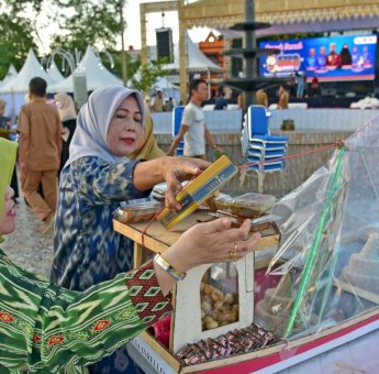 Lestarikan Kuliner Khas Wajo, Dekranasda Sulsel Gelar Lomba Nanre Sokkoreng