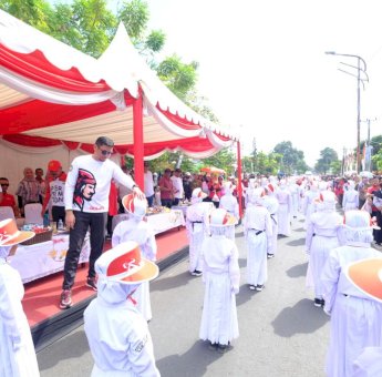Ratusan Tim Tingkat Pelajar Meriahkan Lomba Gerak Jalan HUT Ke-78 RI di Gowa