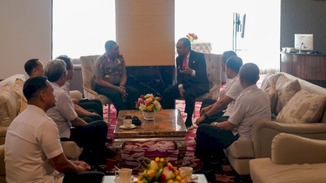 Gubernur Sulsel Andi Sudirman Sulaiman, saat menerima kunjungan Kepala BNNP Sulsel Brigjen Pol Guruh Ahmad Fadiyanto, Rabu (16/08/2023). (Istimewa)