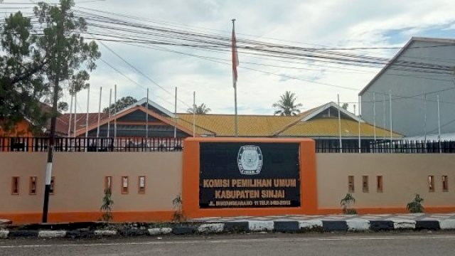 Kantor KPU Sinjai. (Int)