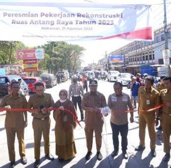 Gubernur Andi Sudirman Tuntaskan Jalan Rusak di Antang, Telah Mulus Dibeton