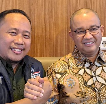 Puluhan Group WA Relawan Diretas, Sekjen Mileanies Asri Tadda: Cyber War Dimulai!