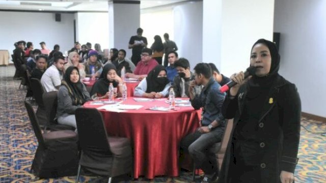 Anggota DPRD Makassar, Nunung Dasniar menggelar sosialisasi Perda Nomor 6 Tahun 2019 tentang Kepemudaan di Hotel Grand Maleo Makassar, Kamis (1/6/2023). (Foto: Istimewa)