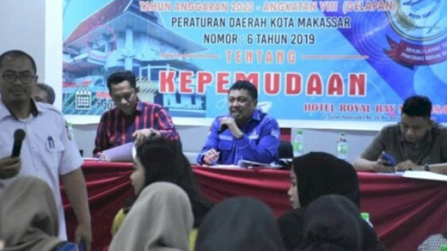 Anggota DPRD Makassar, Arifin Dg Kulle menggelar sosialisasi Perda Nomor 6 Tahun 2019 tentang Kepemudaan di Hotel Royal Bay Makassar, Rabu (7/6/2023). (Foto: Istimewa)