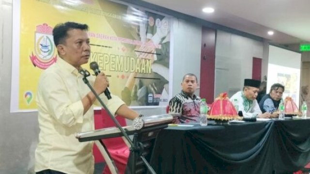 Anggota DPRD Makassar, Abdul Wahab Tahir saat menyosialisasikan Perda Nomor 6 Tahun 2019 tentang Kepemudaan di Hotel Royal Bay Makassar, Jalan Sultan Hasanuddin, Kamis (15/6/2023). (Foto: Istimewa)