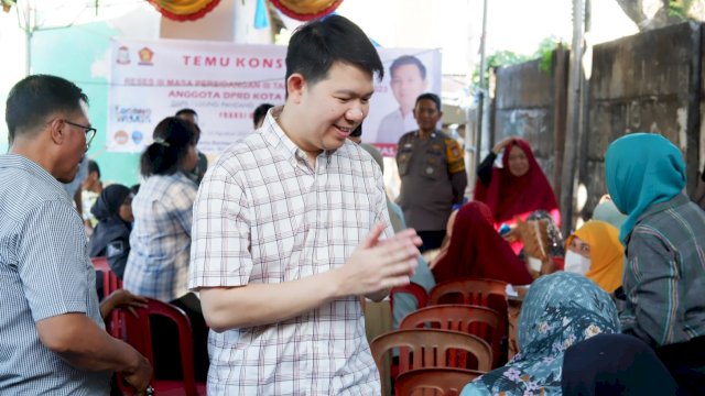 Ketua Fraksi Partai Gerindra DPRD Kota Makassar, Eric Horas menggelar kegiatan reses di Kelurahan Banta-Bantaeng, Kecamatan Rappocini, Makassar, Kamis (3/8/2023). (Foto: Istimewa)