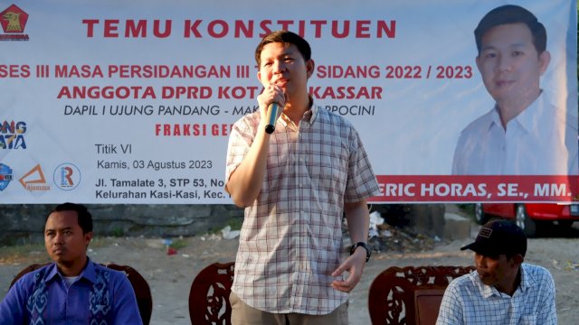Ketua Fraksi Partai Gerindra DPRD Kota Makassar, Eric Horas menggelar kegiatan reses di Jalan Tamalate 3, Kelurahan Kassi-Kassi, Kecamatan Rappocini, Makassar, Kamis (3/8/2023). (Foto: Istimewa)