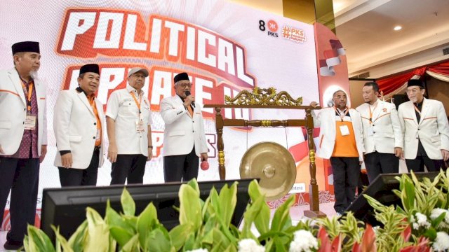 Suasana kegiatan Kick Off Pilkada 2024 yang diselenggarakan DPP PKS di Golden Tulip Essential, Tangerang, Jumat (11/8/2023). (Foto: Istimewa) 