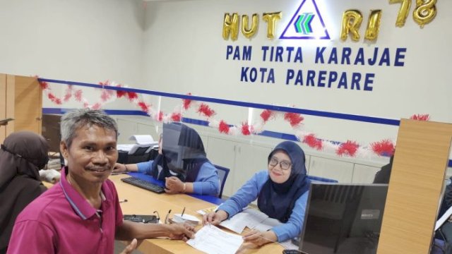 Dua Program Gratis HUT RI PAM Tirta Karajae Dapat Dipuji Pelanggan