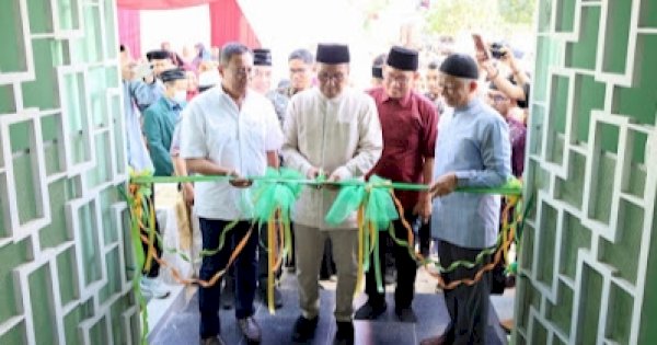 Danny Pomanto Resmikan Gedung Sekolah Tahfizhul Qur&#8217;an Darul Ulum Cendikia YIMN FK UH