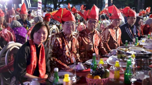 Wali Kota Makassar, Moh Ramdhan Pomanto dalam acara Gala Dinner bersama peserta Kongres Arsitek se-ASEAN di Anjungan Pantai Losari, Kamis (27/7/2023). (Foto: Istimewa)